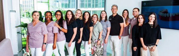 zahnarzt_hochzwei_team.JPG
